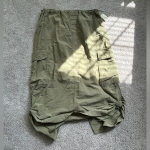 Aeropastel SIZE:S COLOR:MATCHA GREEN